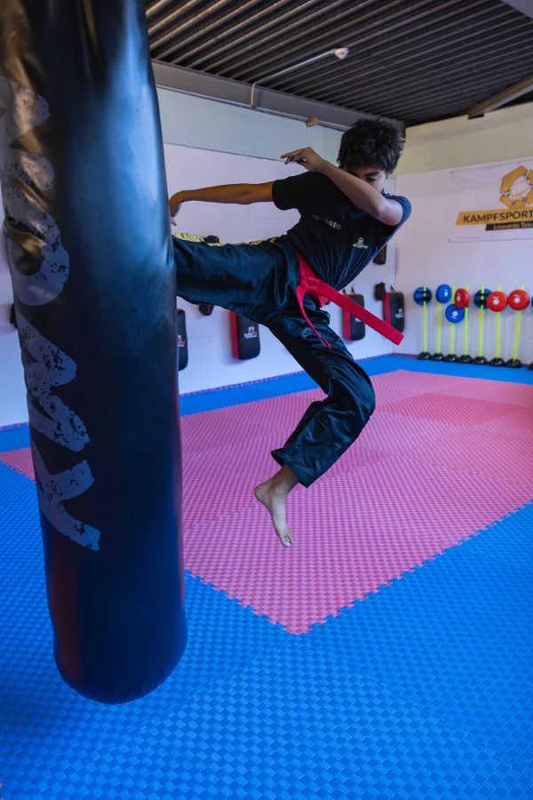 Fitness Kickboxen am Boxsack